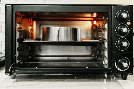 Minibackofen Nahaufnahme eines Minibackofen