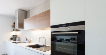 Backofen mit Mikrowelle Backofen mit Mikrowelle in Küchen eingebaut