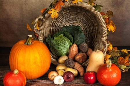<BODY>Neben dem klassischen Gulasch sind auch tolle Gemüseeintöpfe als Rezeptidee möglich.</BODY> Verschiedene Gemüsesorten für Gemüseeintopf