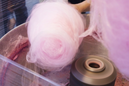 Zuckerwattemaschine Benutzung einer Zuckerwattemaschine