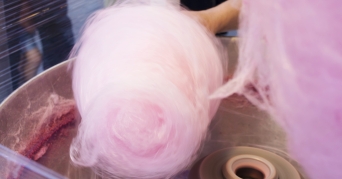 Zuckerwattemaschine Benutzung einer Zuckerwattemaschine
