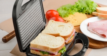 Panini Grill Toastbrote auf Panini Grill