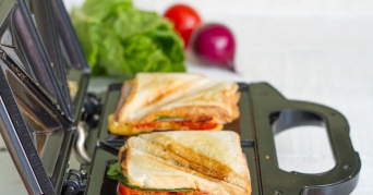 Toastbrote im Sandwichmaker / Sandwichtoaster